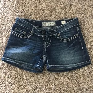 Buckle Jean Shorts